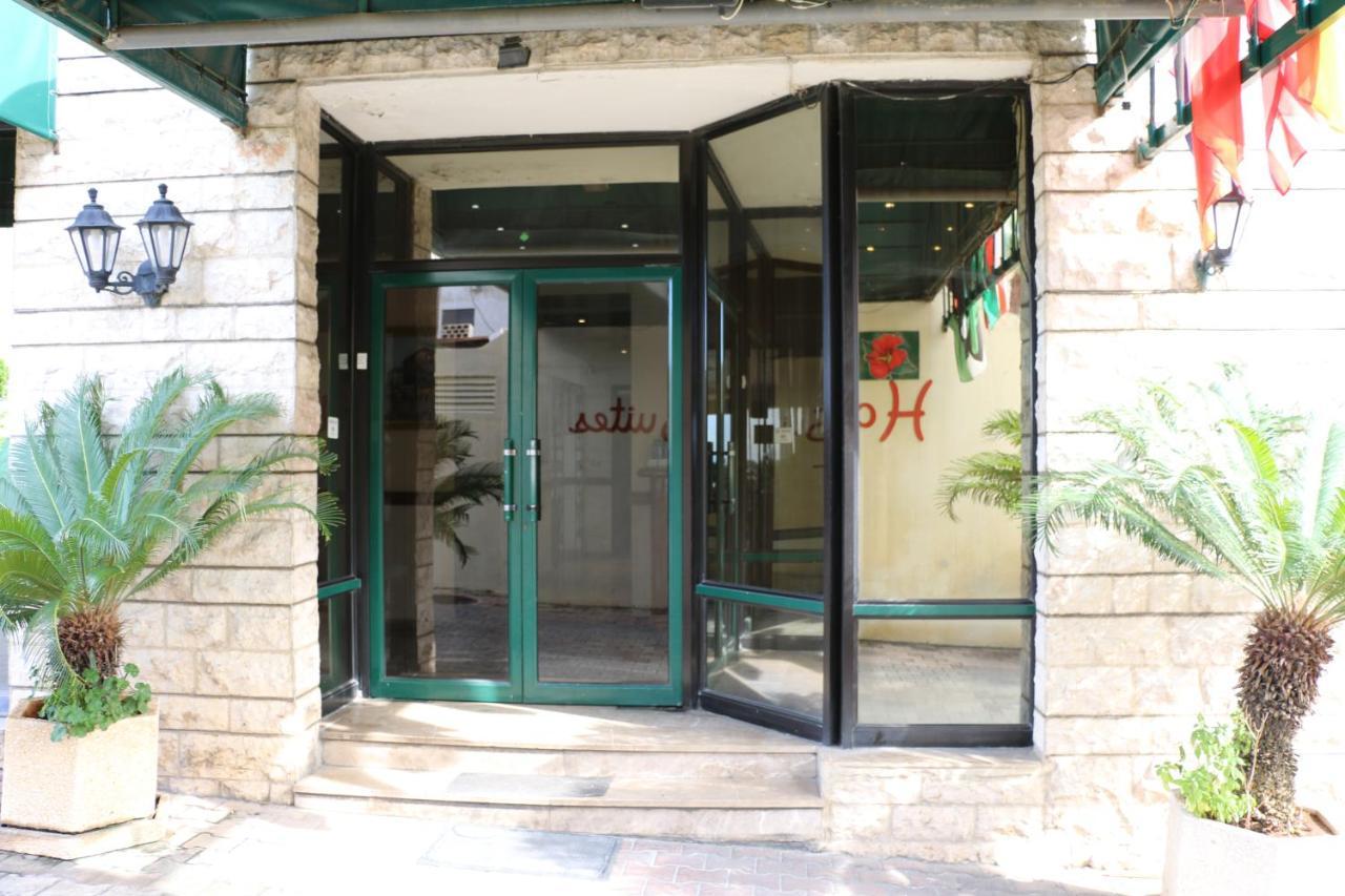 Holiday Suites Hotel&Beach Resort Jounieh Exterior foto