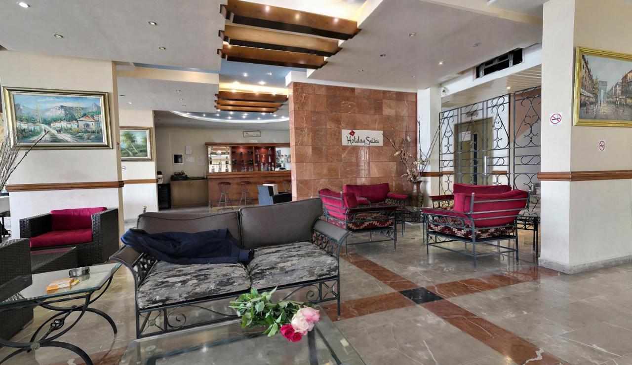 Holiday Suites Hotel&Beach Resort Jounieh Exterior foto